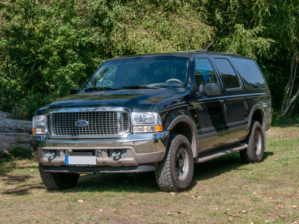 Ford Excursion Spy Shots