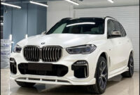 2023 BMW X5 Pictures
